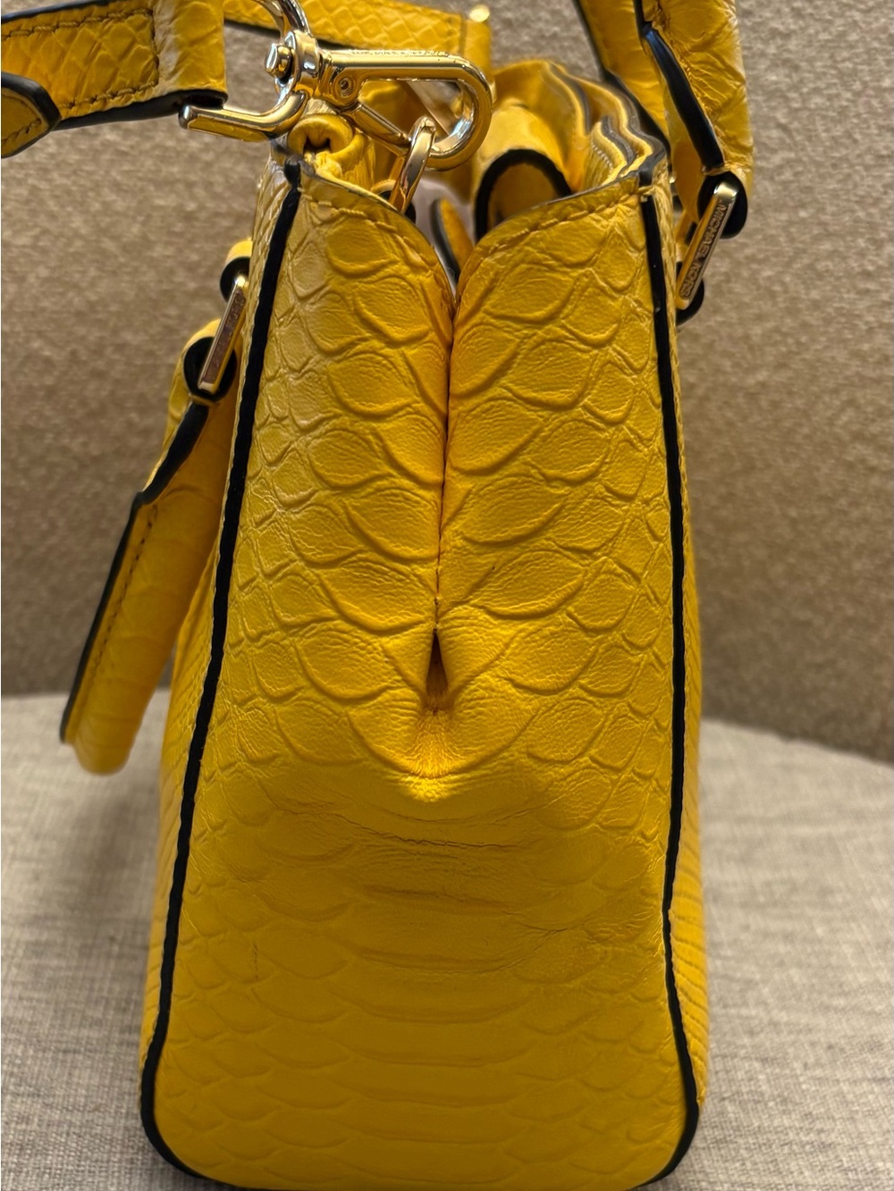 SOLD! Michael Kors Yellow Selma Satchel + a NWT Card Case to Create a Set! - Picture 5 of 11